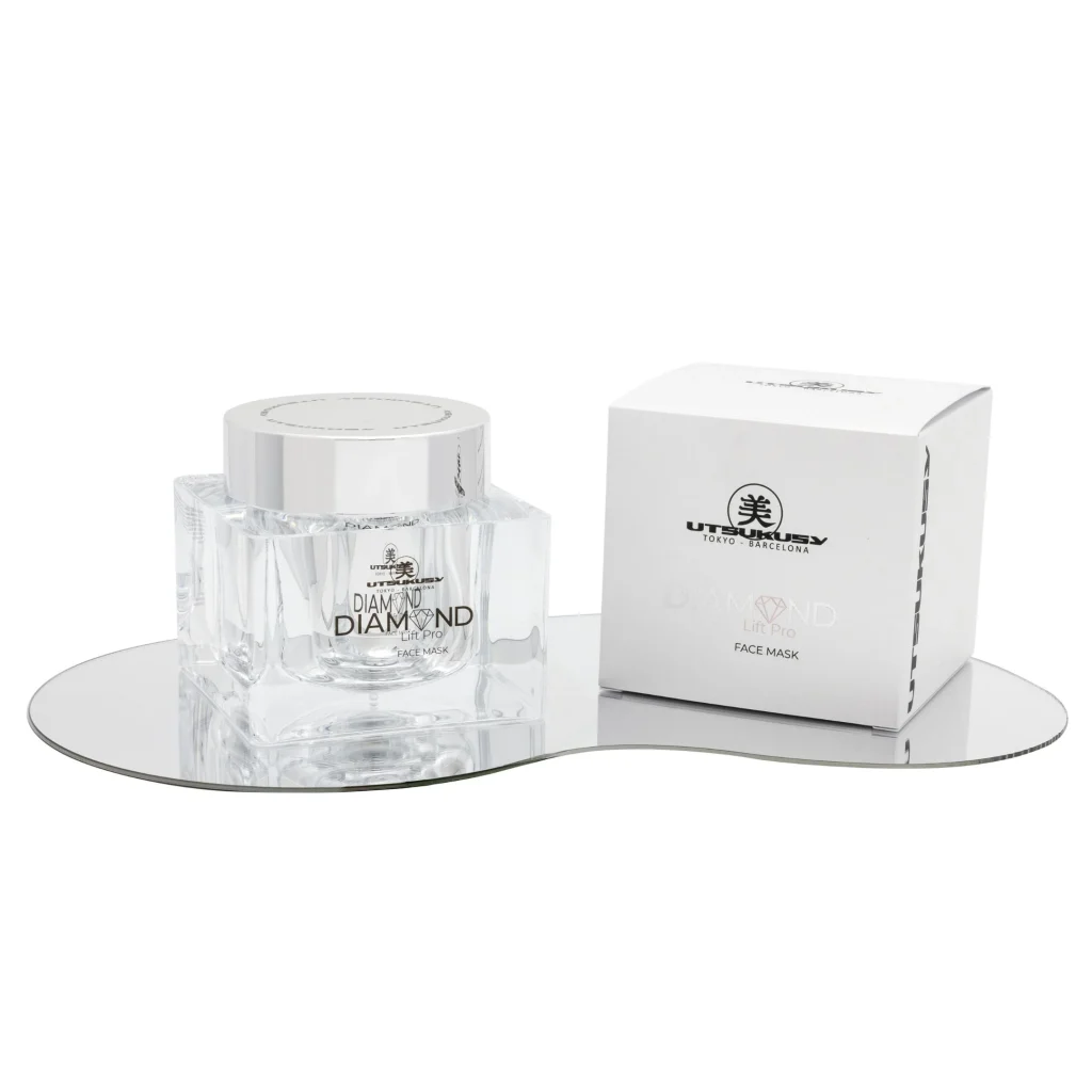 DIAMOND FACE MASK