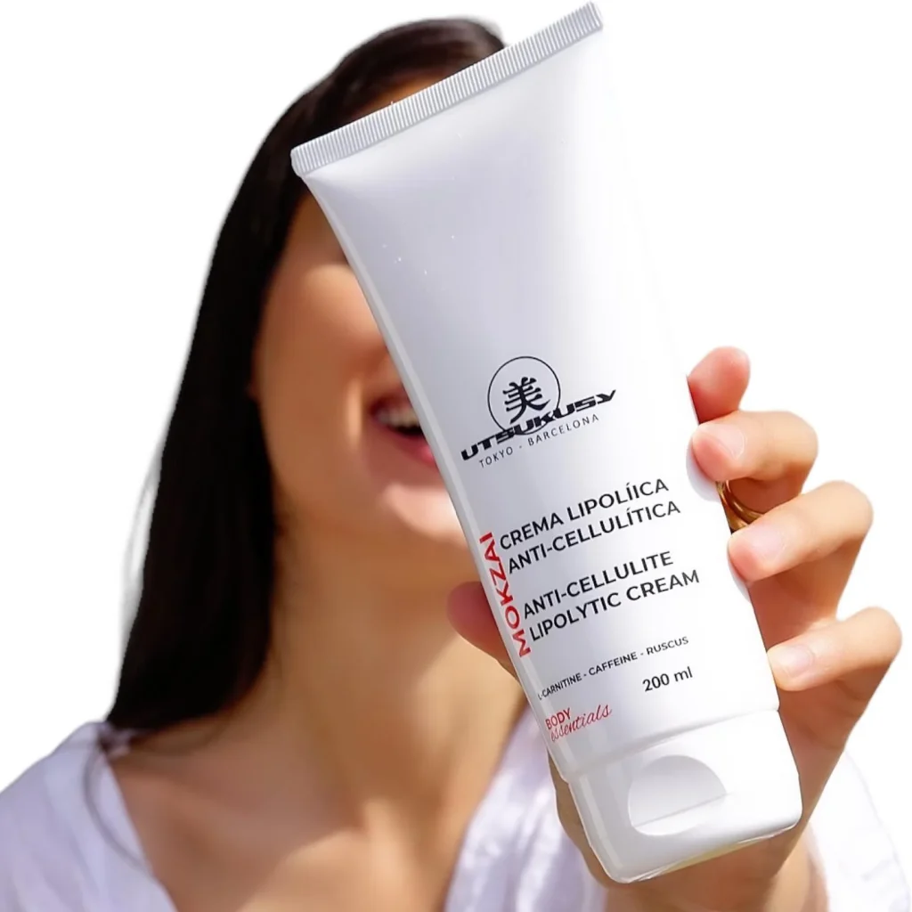 CREMA LIPOLÍTICA ANTICELULÍTICA
